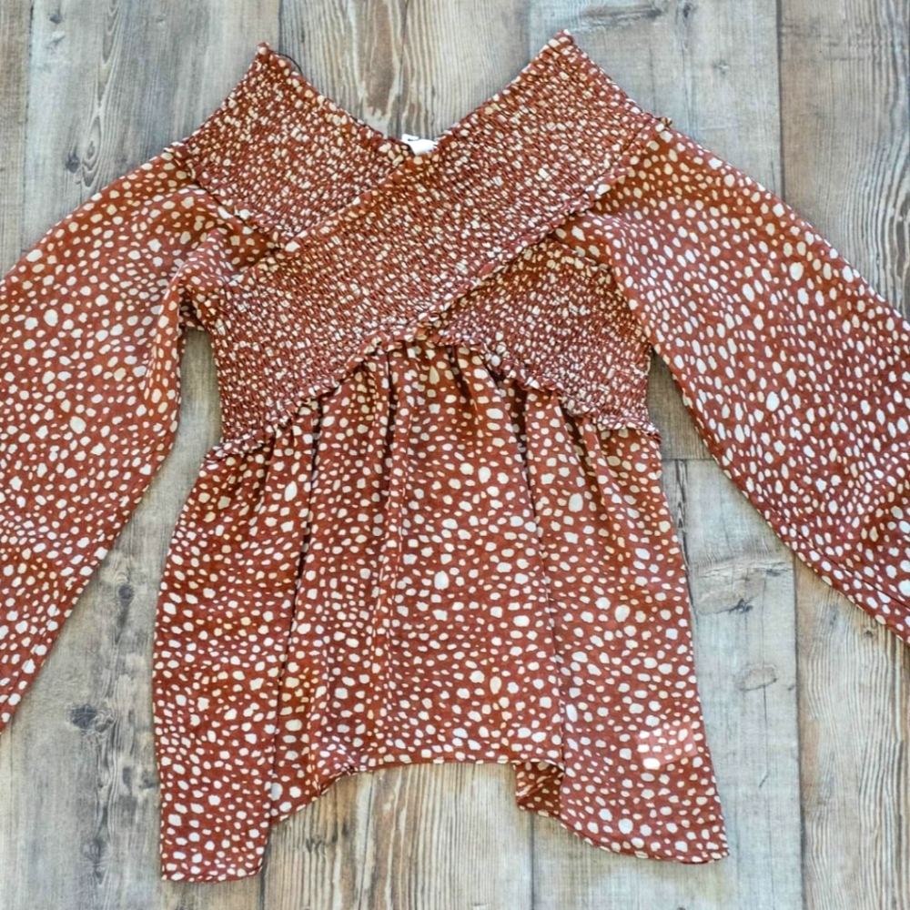Womens Vici Dolls off the shoulder top